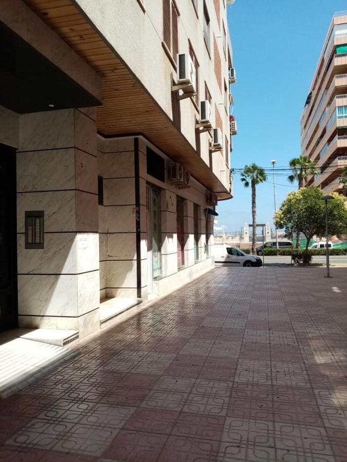 Apartamento Con Buena Vista Apartamento Torrevieja Exterior foto